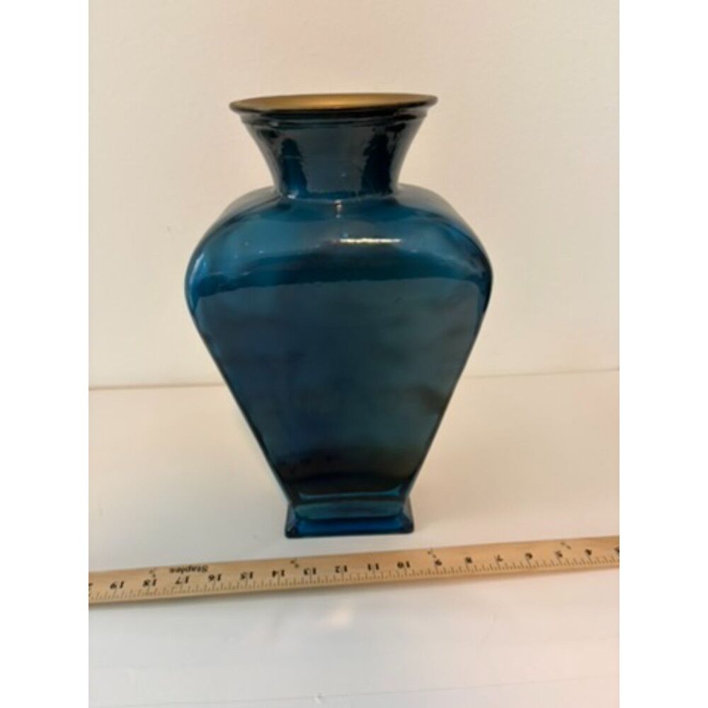 vtg. Made in Spain Blue to green ombre glass vase likely blenko